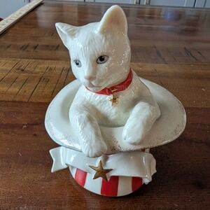 Vtg Lenox White Cat in Top Hat Patriotic Uncle Sam Figurine Gold Trim HAS CHIP